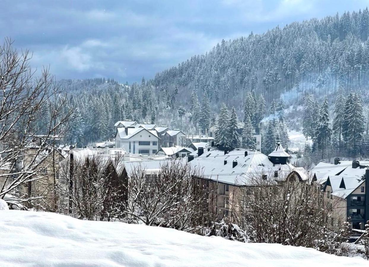 Salut Hotel Bukovel Exterior photo